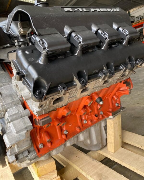 SnapInsta.to_656124413_18113366938783302_8351500589862502161_n Dodge 6.4L 392 HEMI SRT Crate Engine Package